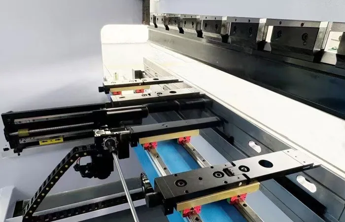 WE67K-130T-4100mm CNC Hydraulic Press Brake