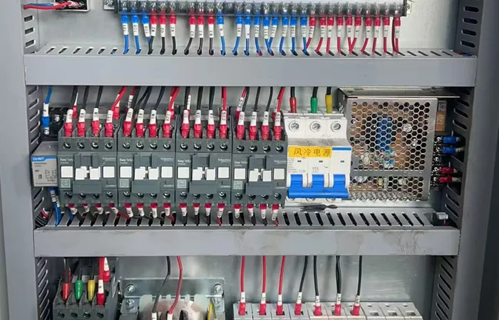 QC11Y-12x2500mm Hydraulic Gusseter Shearing Machine