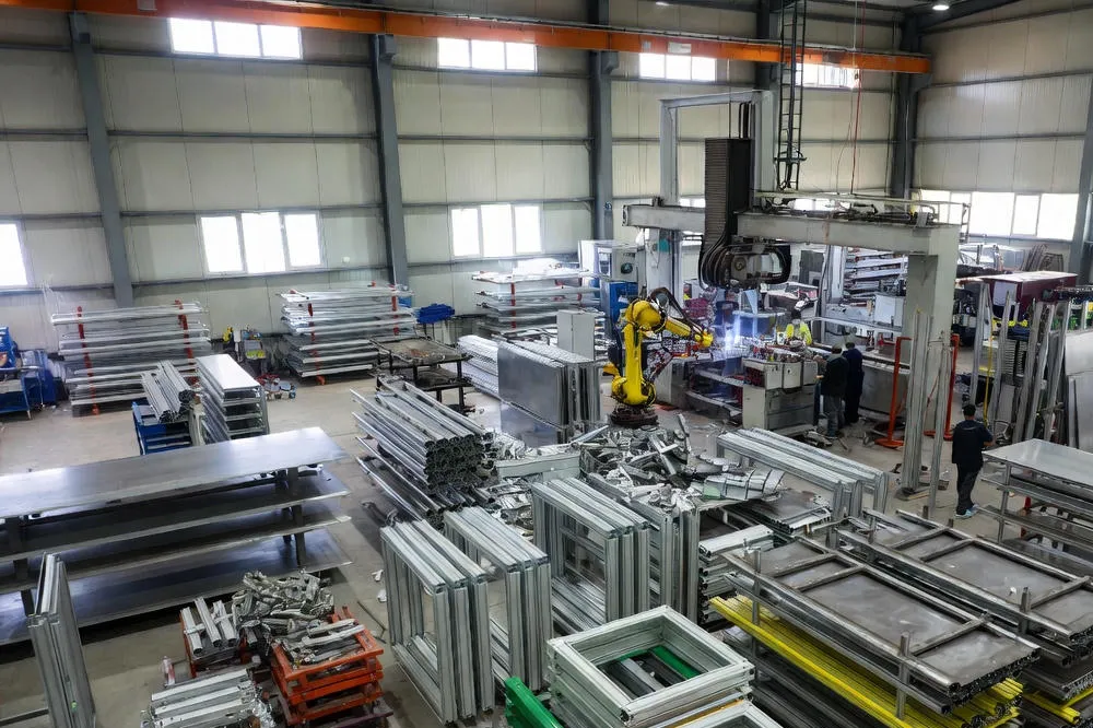 Sheet Metal Machine in Metal Curtain Wall Industry