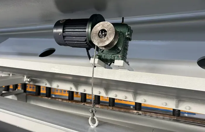 Features of the Shearing Machine