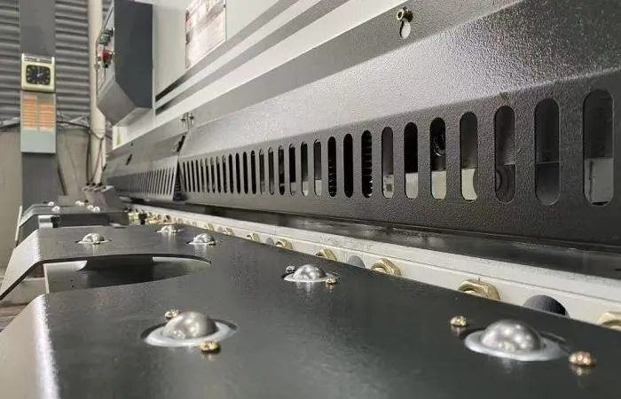 6x2500mm Swing Beam Plate Shearing Machine