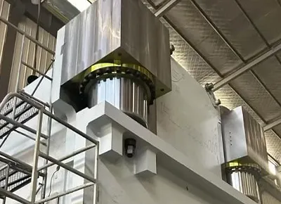 1600T/4000 CNC bending machine assembled and debugged, awaiting customer inspection!