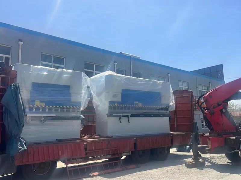 220T/4100mm & 110T/2500mm CNC Press Brakes Successfully Delivered to Qingdao Customer