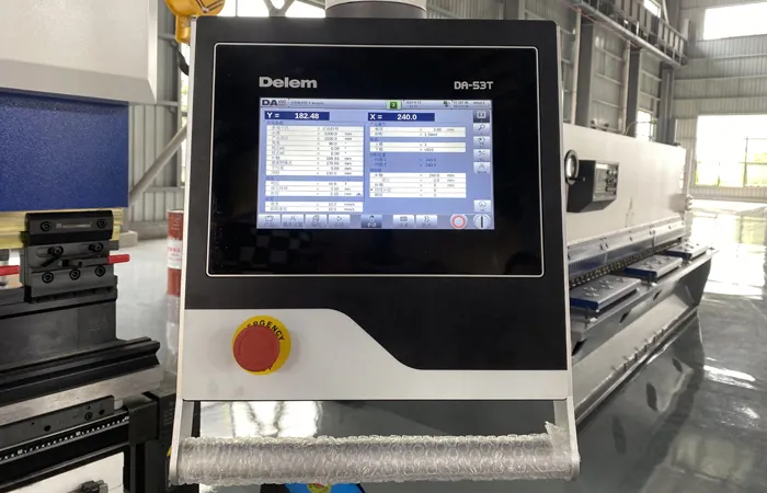 we67k 300t 4000mm smart cnc electro hydraulic press brake with delem da53t controller