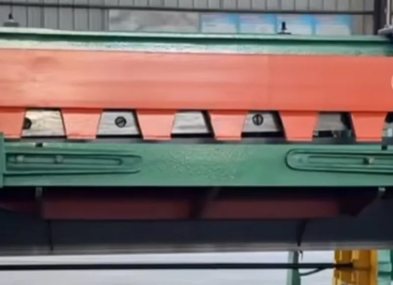 Q11-3×1300 Economical Motor Driven Metal Sheet Cutting Shearing Machine Video