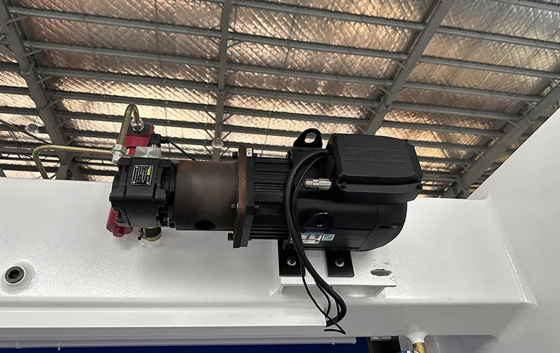 Electro-Hydraulic Servo Synchronization