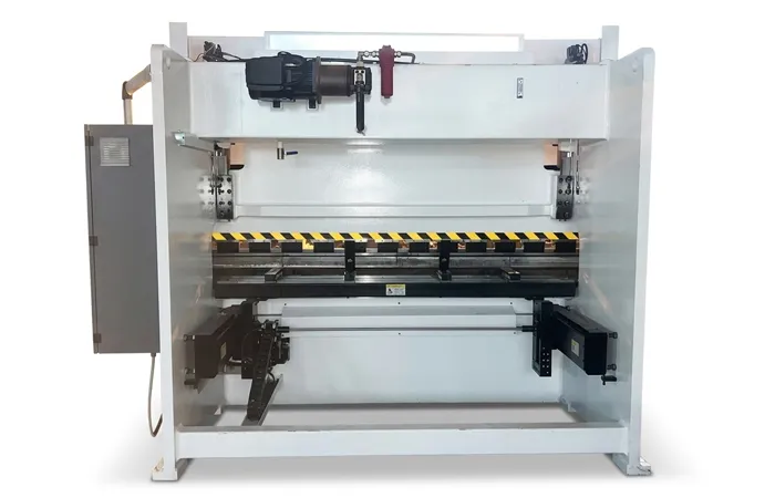 we67k 200t 4100mm cnc hydraulic press brake with delem da53t controller 2