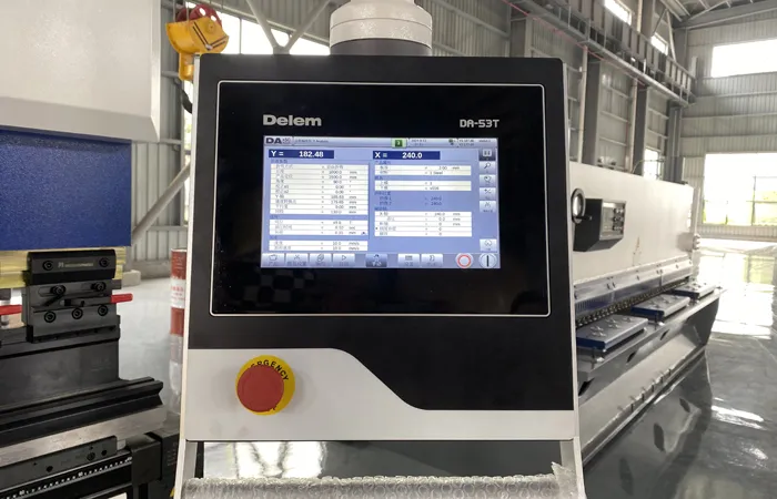 we67k 200t 4100mm cnc hydraulic press brake with delem da53t controller 3