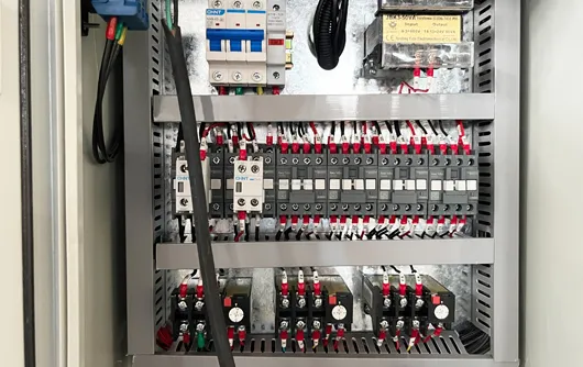 Electric Appliances are Schneider/Siemens