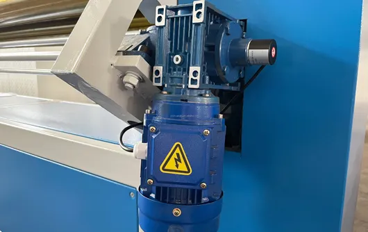Motorized Roll Adjustment Drive with Worm Gear Reducer